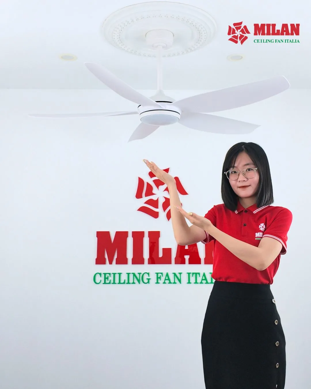 Quạt trần FY528 màu trắng phù hợp nhiều không gian nội thất.